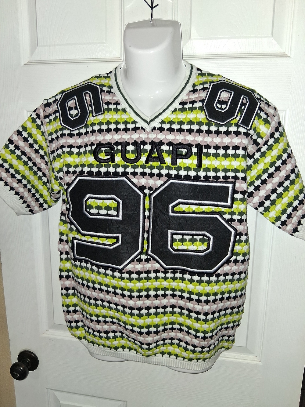 GUAPI Slime Green Knit Football V-Neck Jersey Sweater 96 - Unisex Size Small